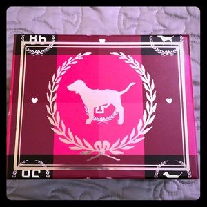 Victoria’s Secret PINK gift box 🎁